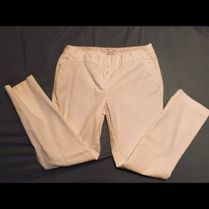 🎀 White Cropped Pants 🎀